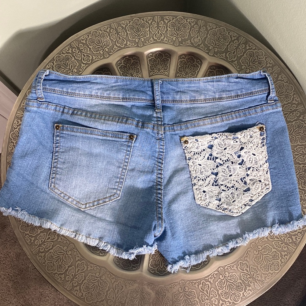 ☀️5/$20 Delia*s Taylor Shorts.